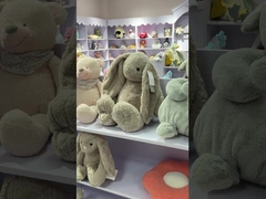 Малыш плюша обувает ботинки головы кролика пальца ноги удобного безопасного младенца младенческие